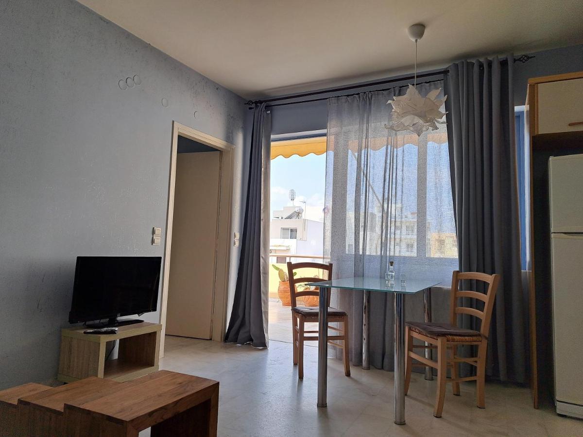 Nais Apartments & Studios Ханя Стая снимка