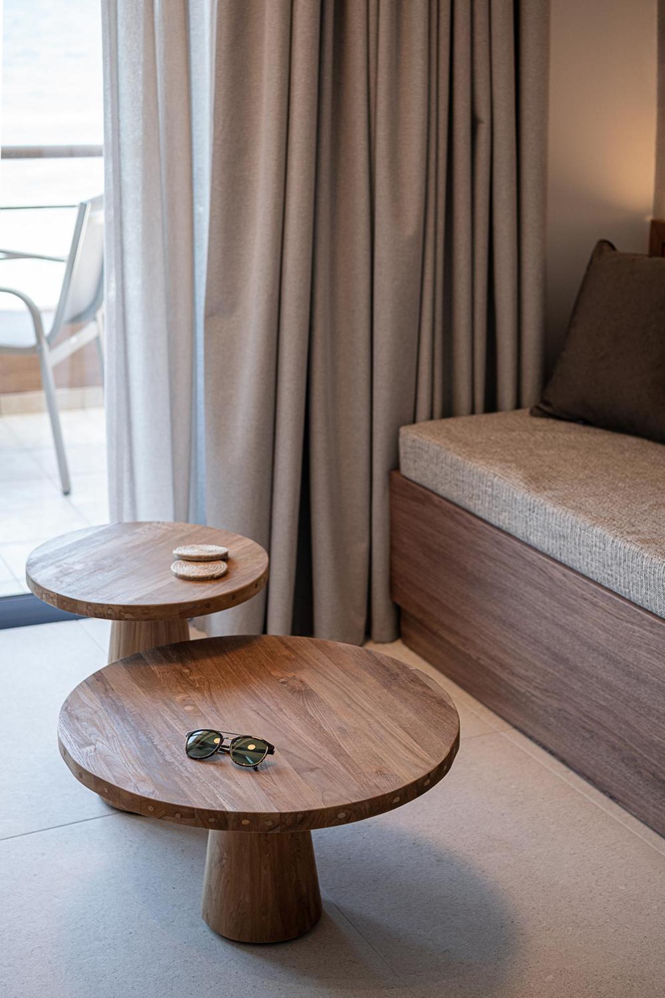 Nais Apartments & Studios Ханя Стая снимка