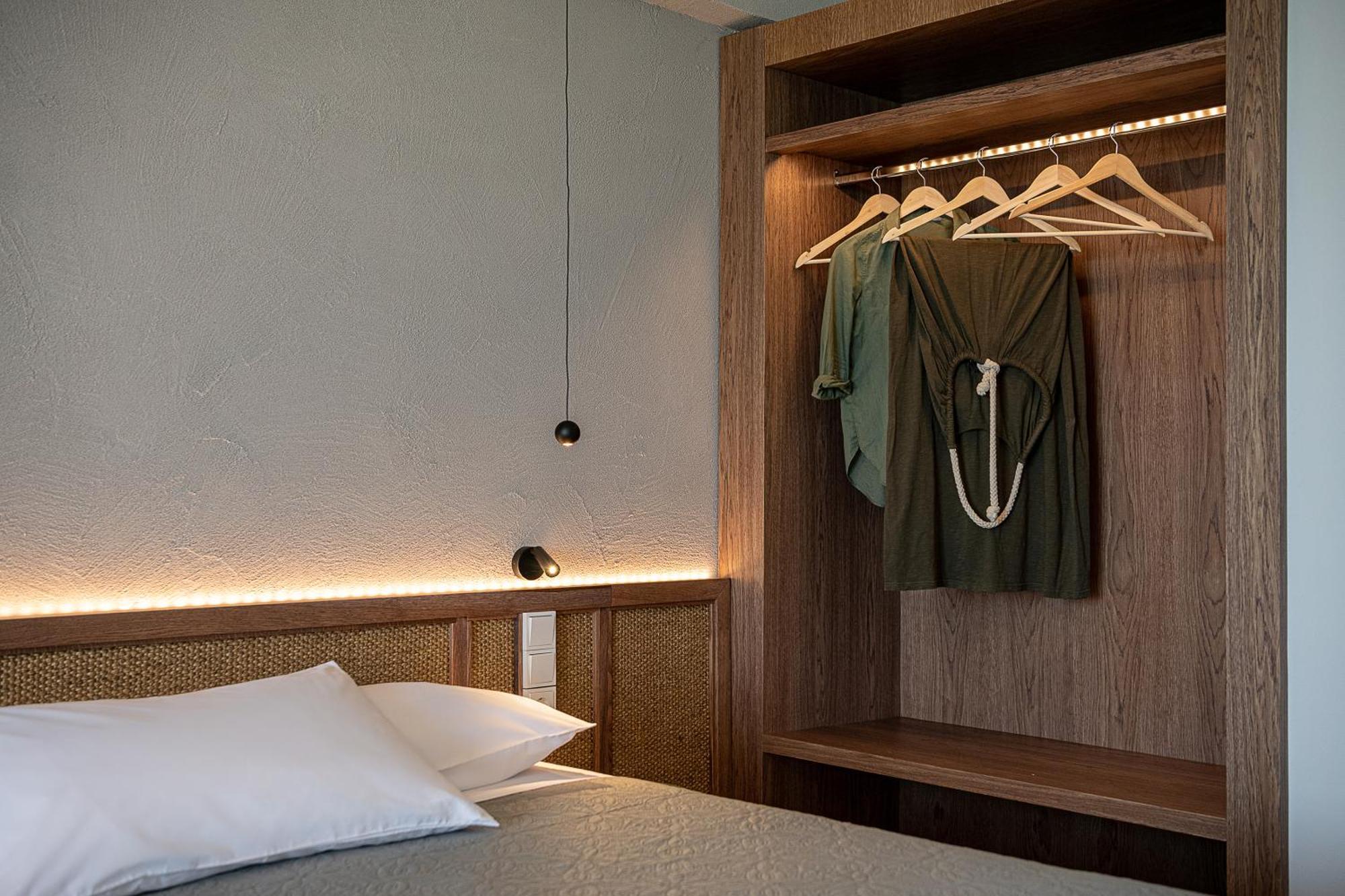 Nais Apartments & Studios Ханя Стая снимка