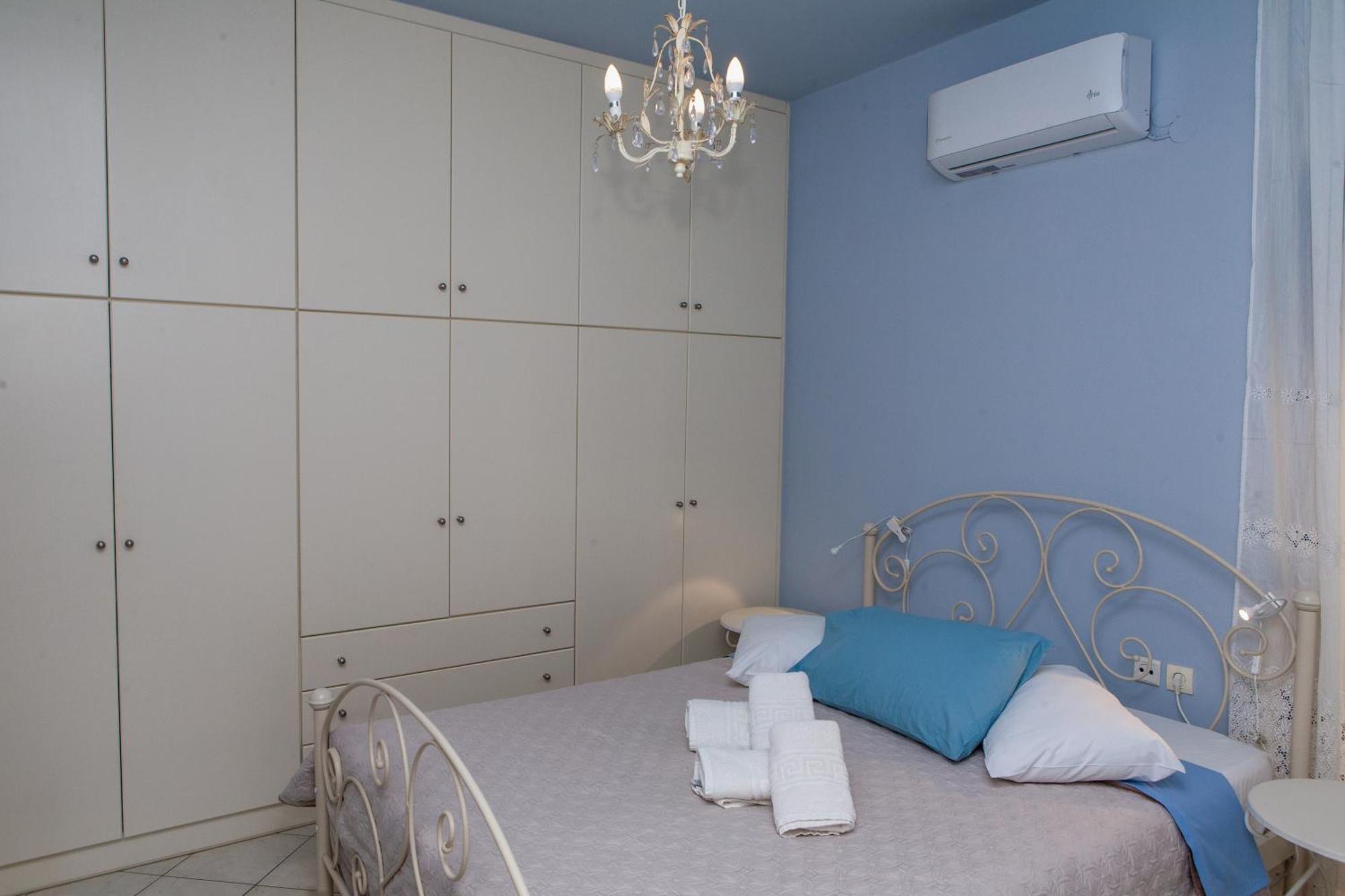 Nais Apartments & Studios Ханя Стая снимка